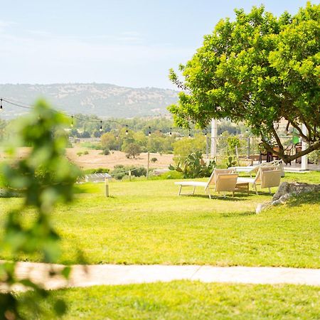 Albergo rurale Essenza di Mirto La Caletta Esterno foto