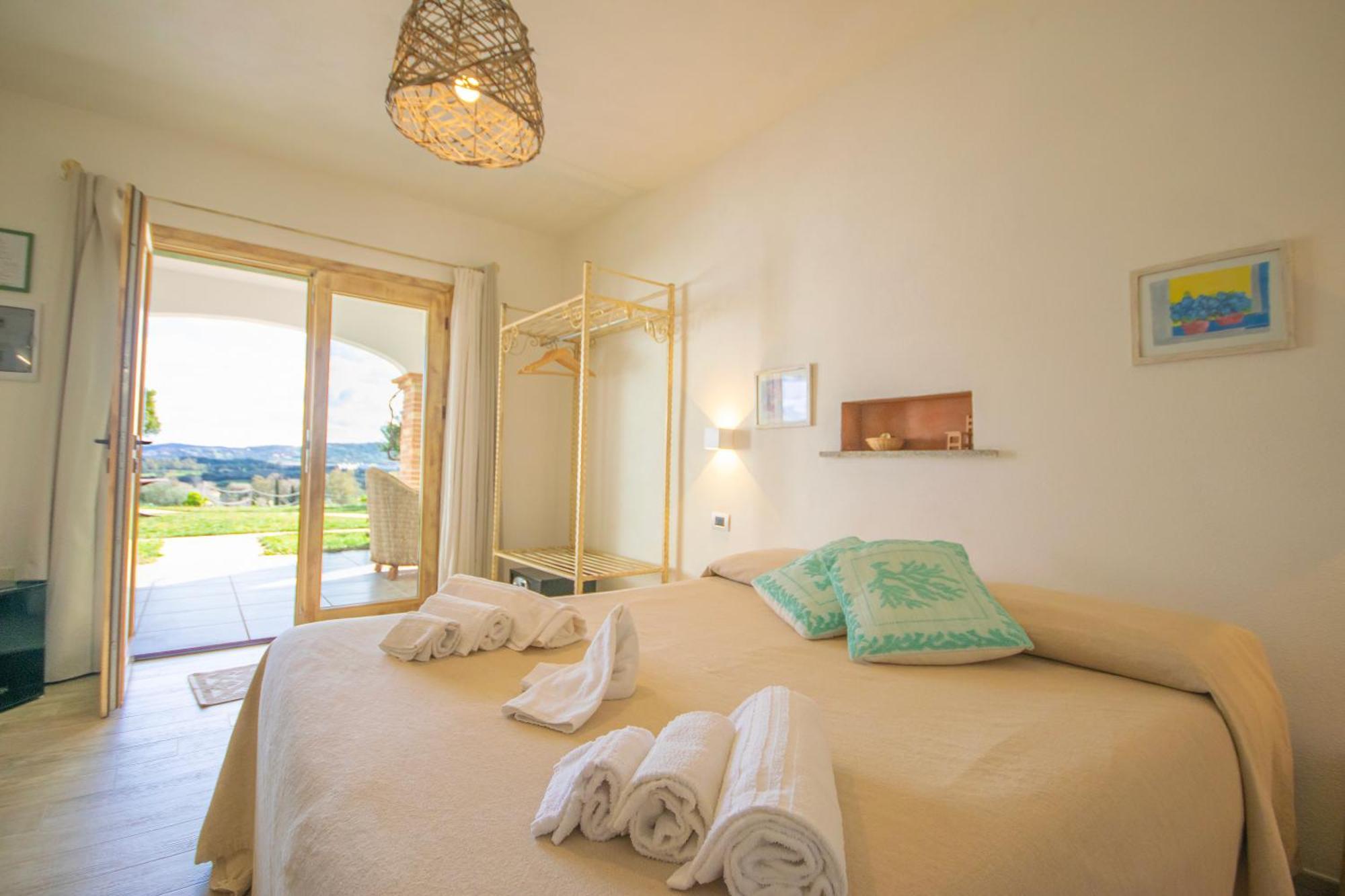 Albergo rurale Essenza di Mirto La Caletta Camera foto