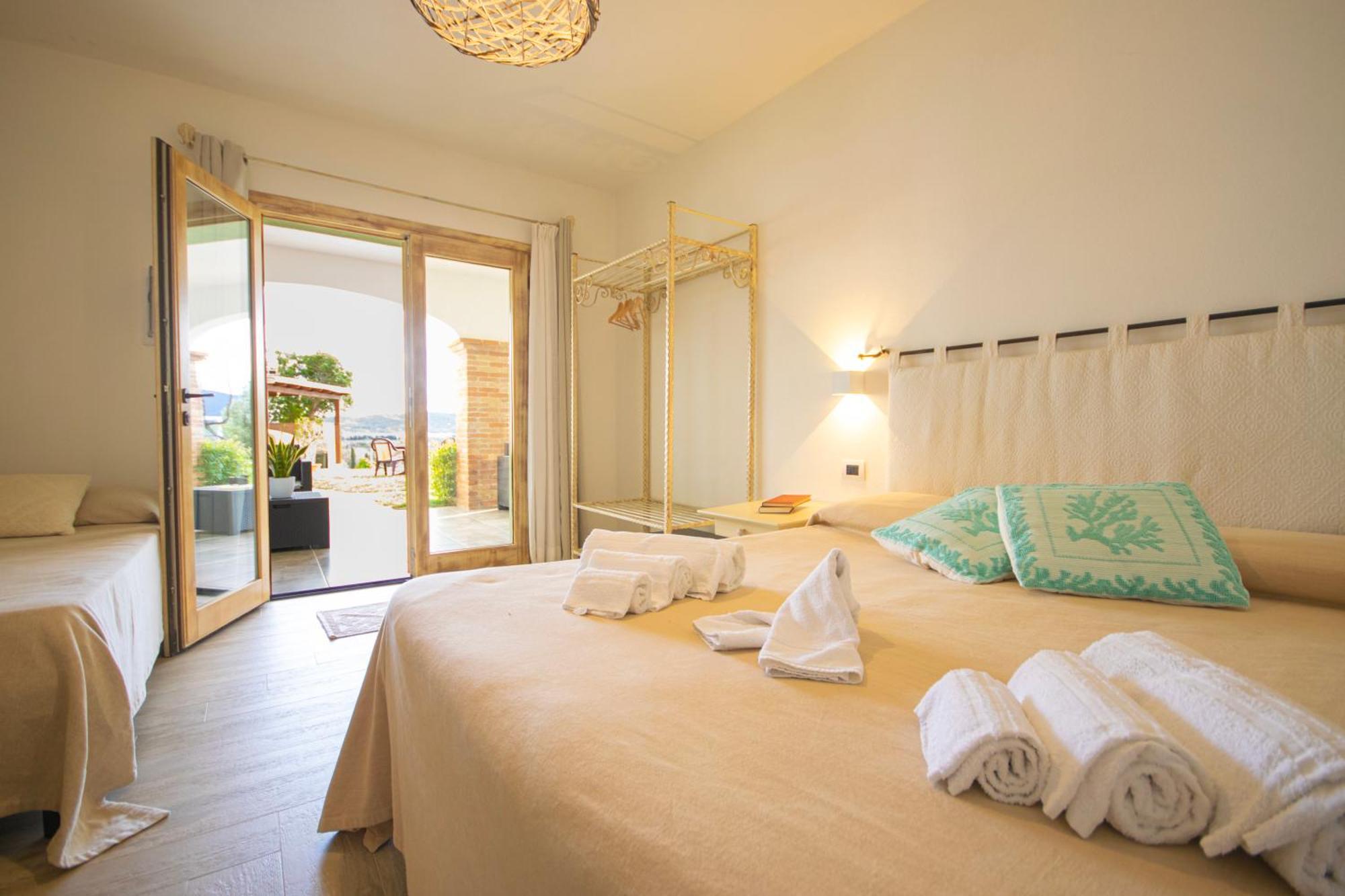 Albergo rurale Essenza di Mirto La Caletta Camera foto