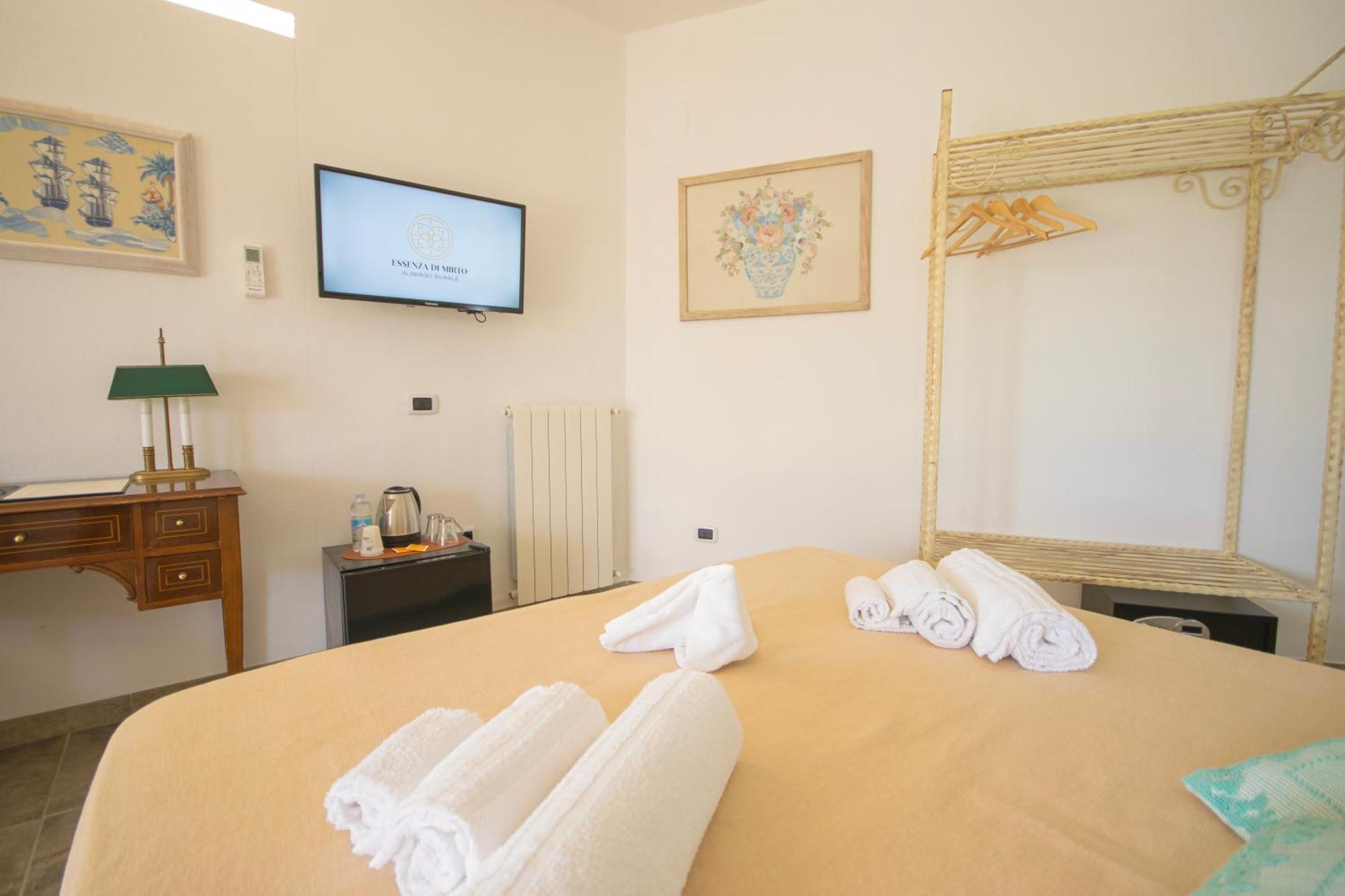 Albergo rurale Essenza di Mirto La Caletta Camera foto