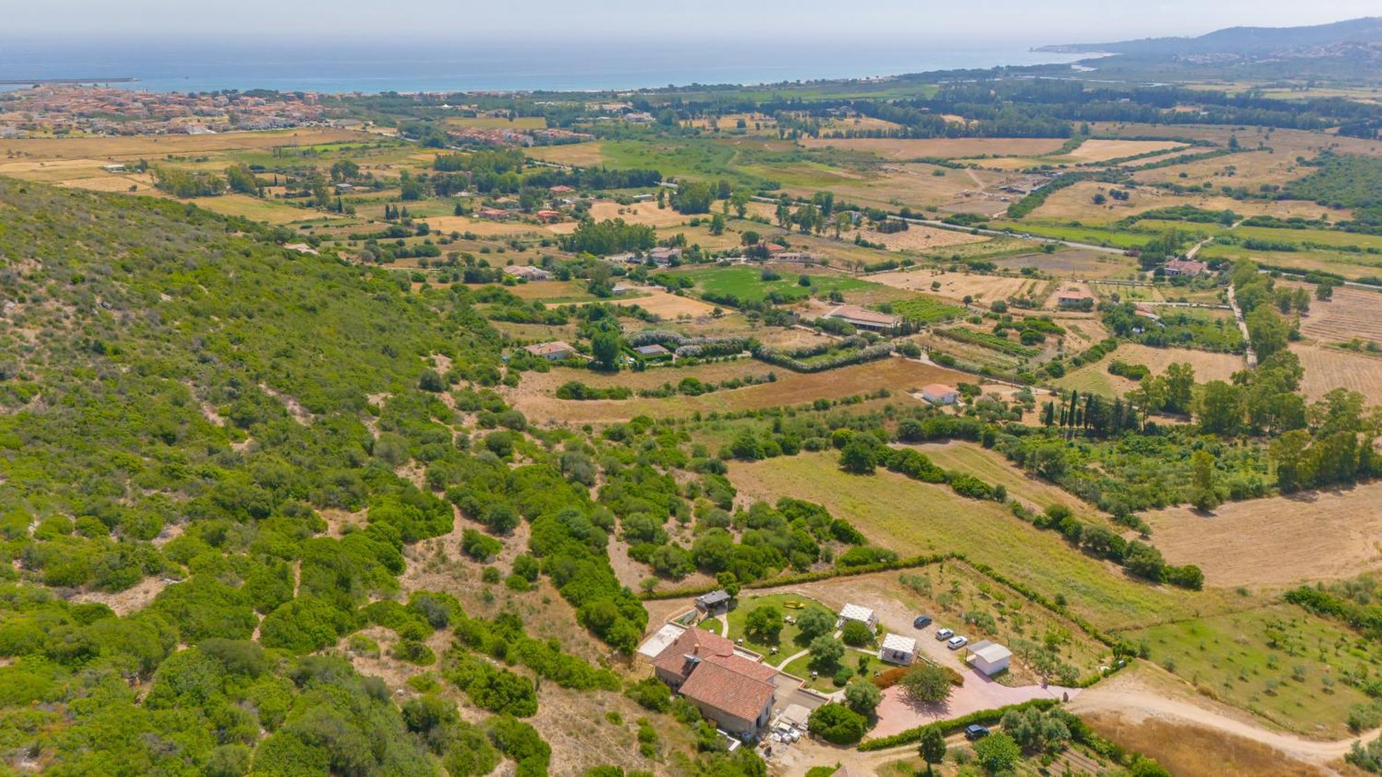 Albergo rurale Essenza di Mirto La Caletta Esterno foto