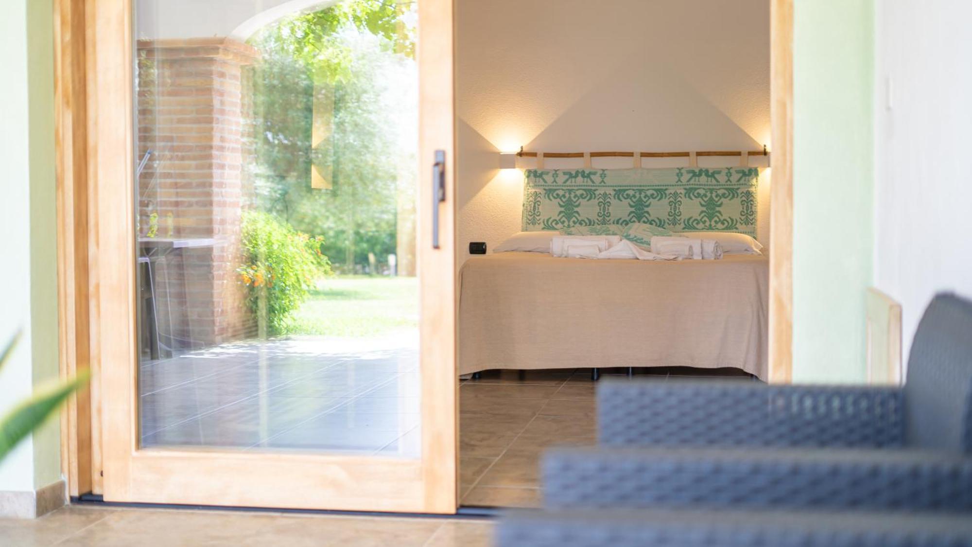 Albergo rurale Essenza di Mirto La Caletta Esterno foto